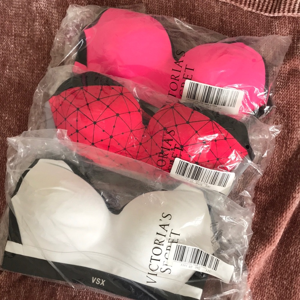 Victoria secret sport bras